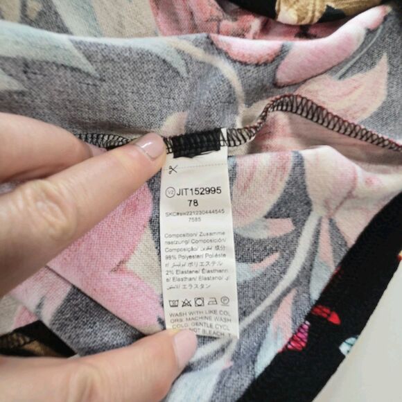 Black Floral Scalloped Mini Dress Adjustable Straps Pink Gold Blue - Picture 7 of 7